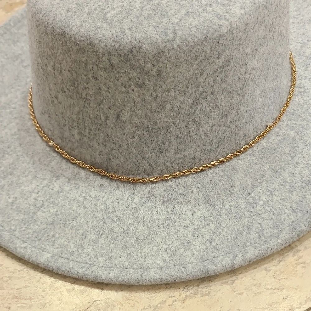Stylish Women's Gray Hat with Gold Detail